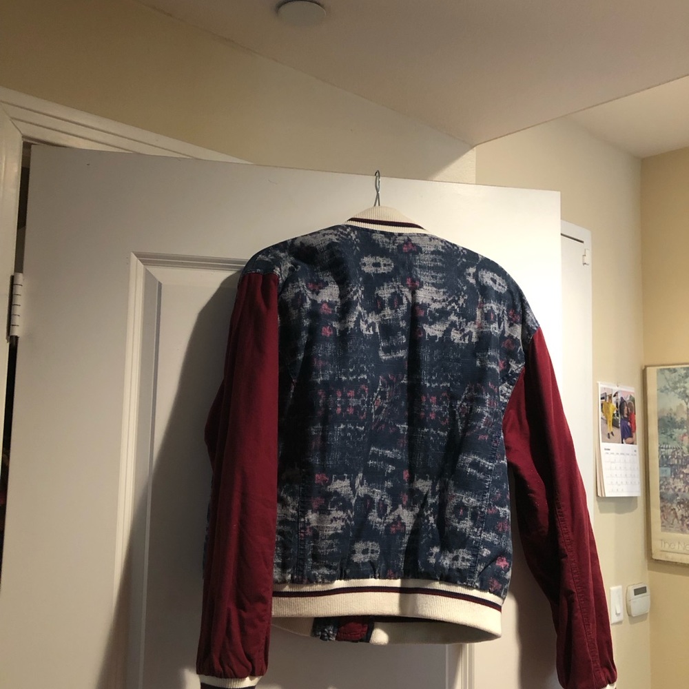 Bomber jacket - Picture 2 of 2